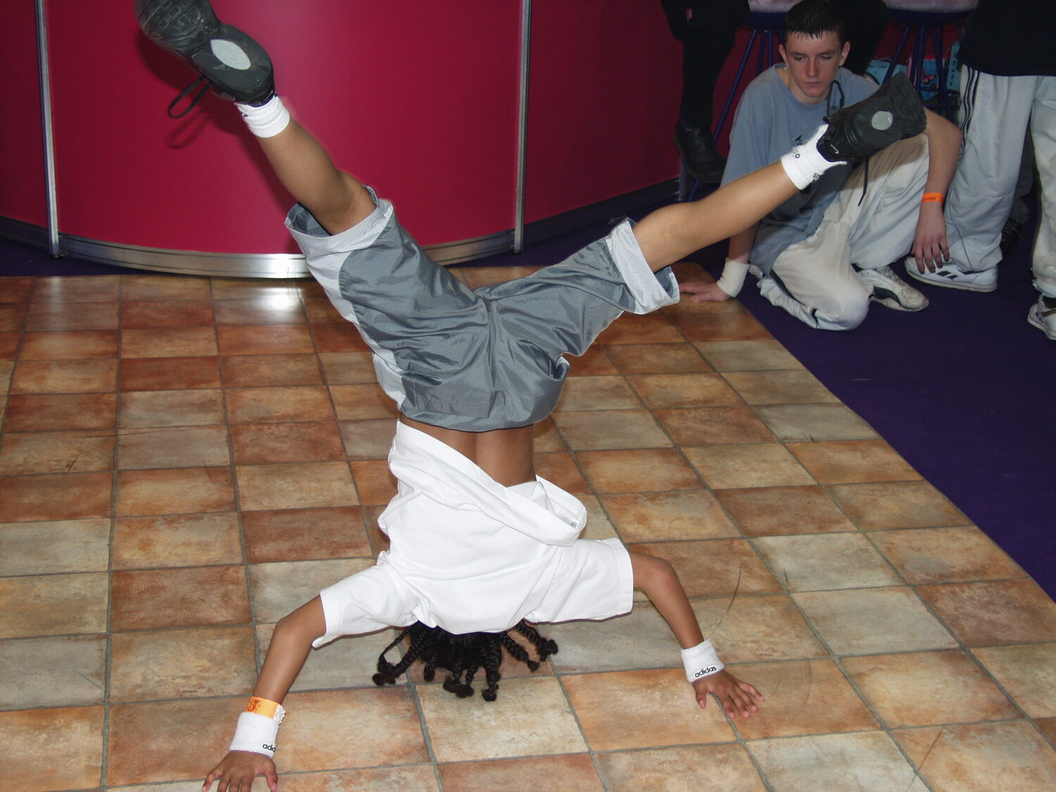 Breakdancer